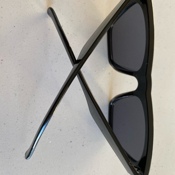 Sunglasses - Picture 3 of 3